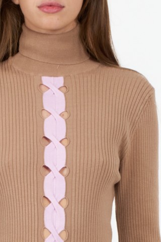 CABLE TURTLENECK SWEATER
